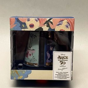 Disney Alice in Wonderland Salt & Pepper Set